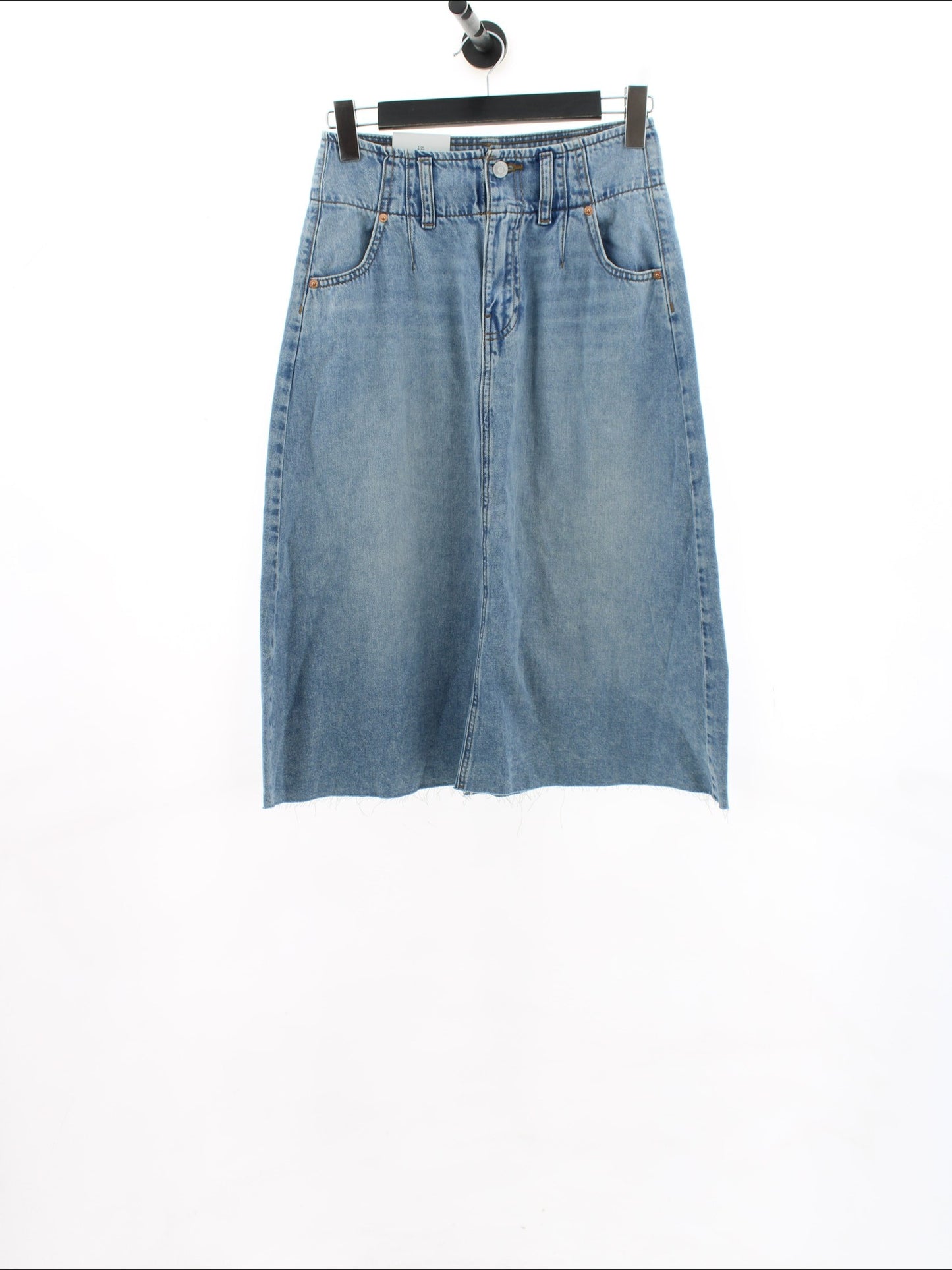 4ba95cb2cf23f84bf5080ea400c52f4c