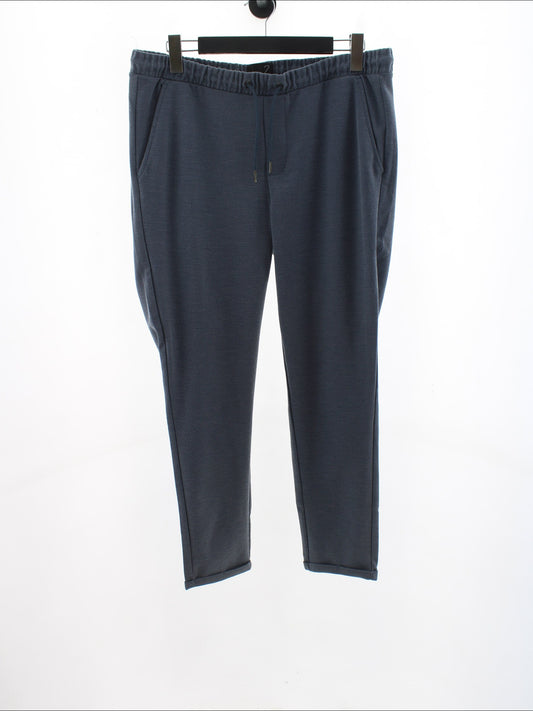 5fd7cee1e163bee27ea35bab107e47f7