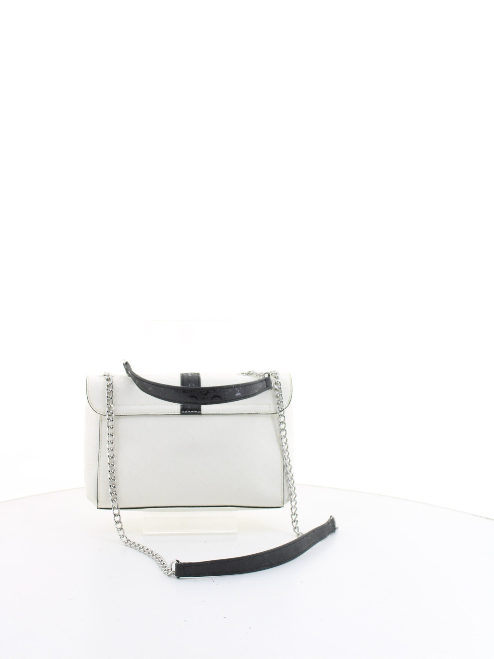 fbaa92e3dba4b83d9e11b307aee67e2b