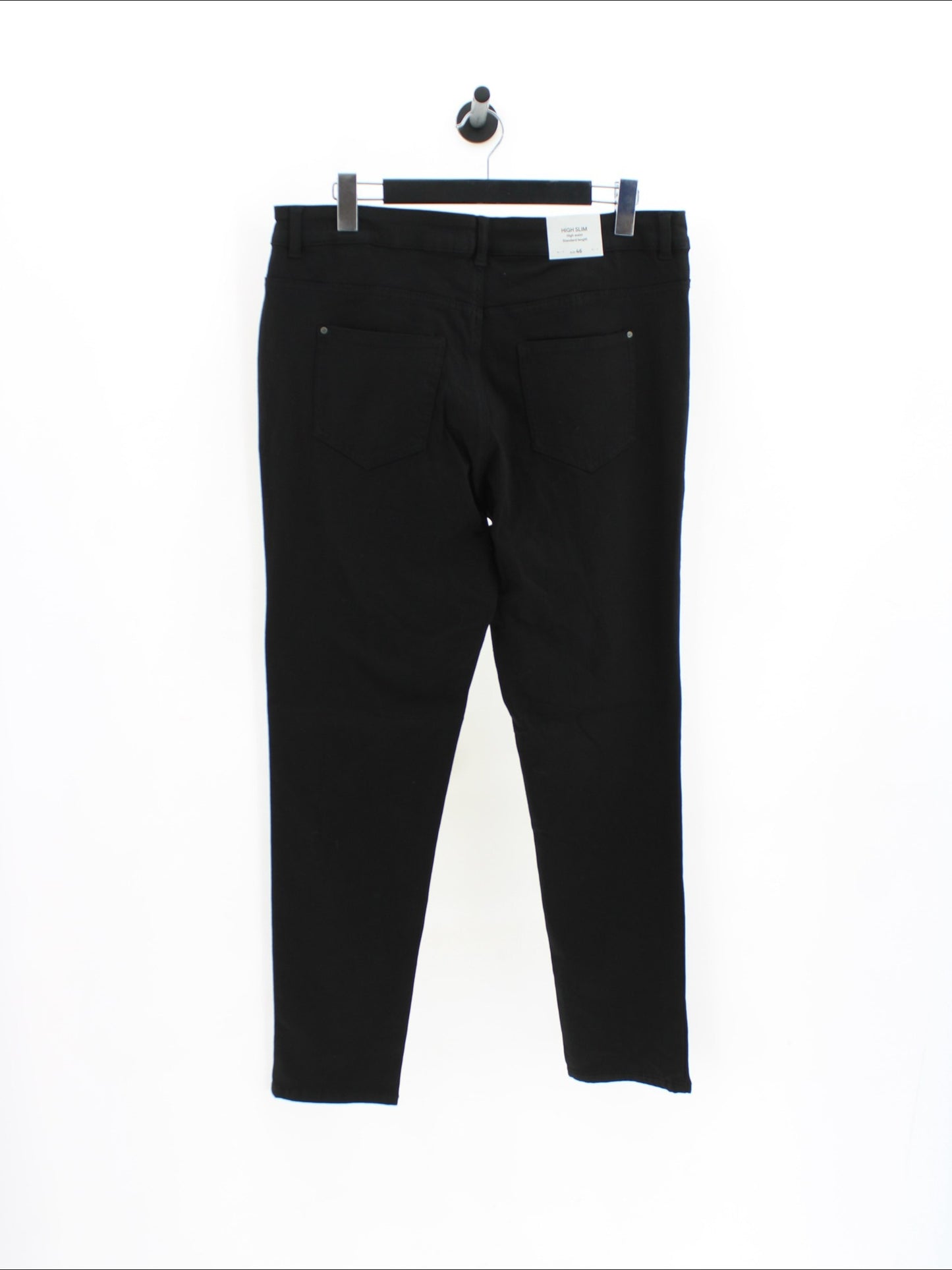 8755b7356d40ee4fbbc0ecce91cca74f