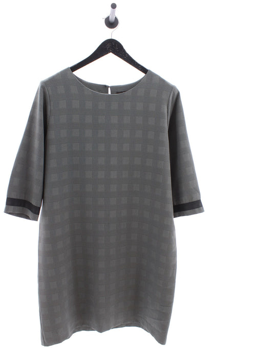 6eff46cddc9406217fc36c52407a5ca4