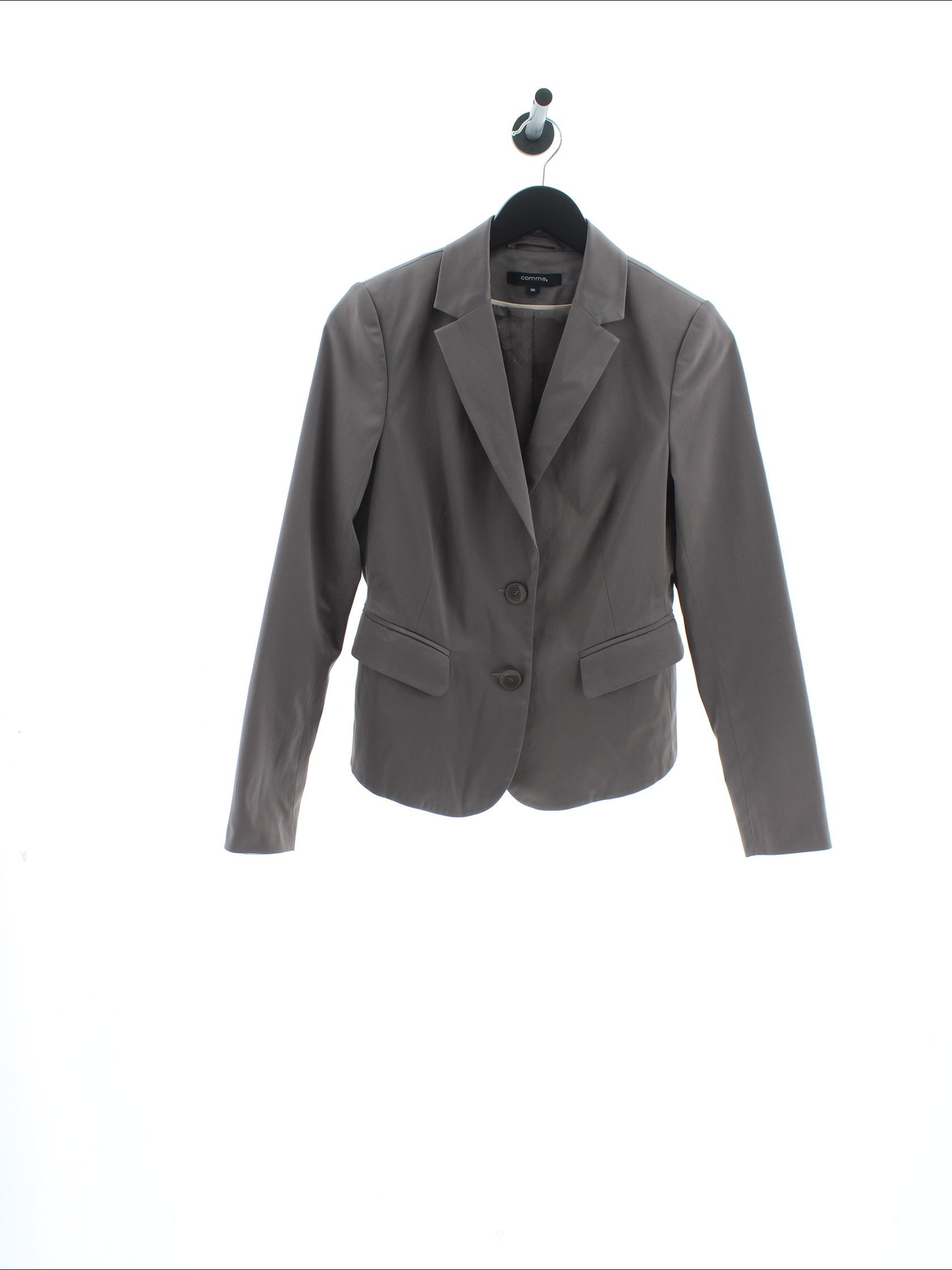 16884410a4184b34ab98e6236eb5ebaa