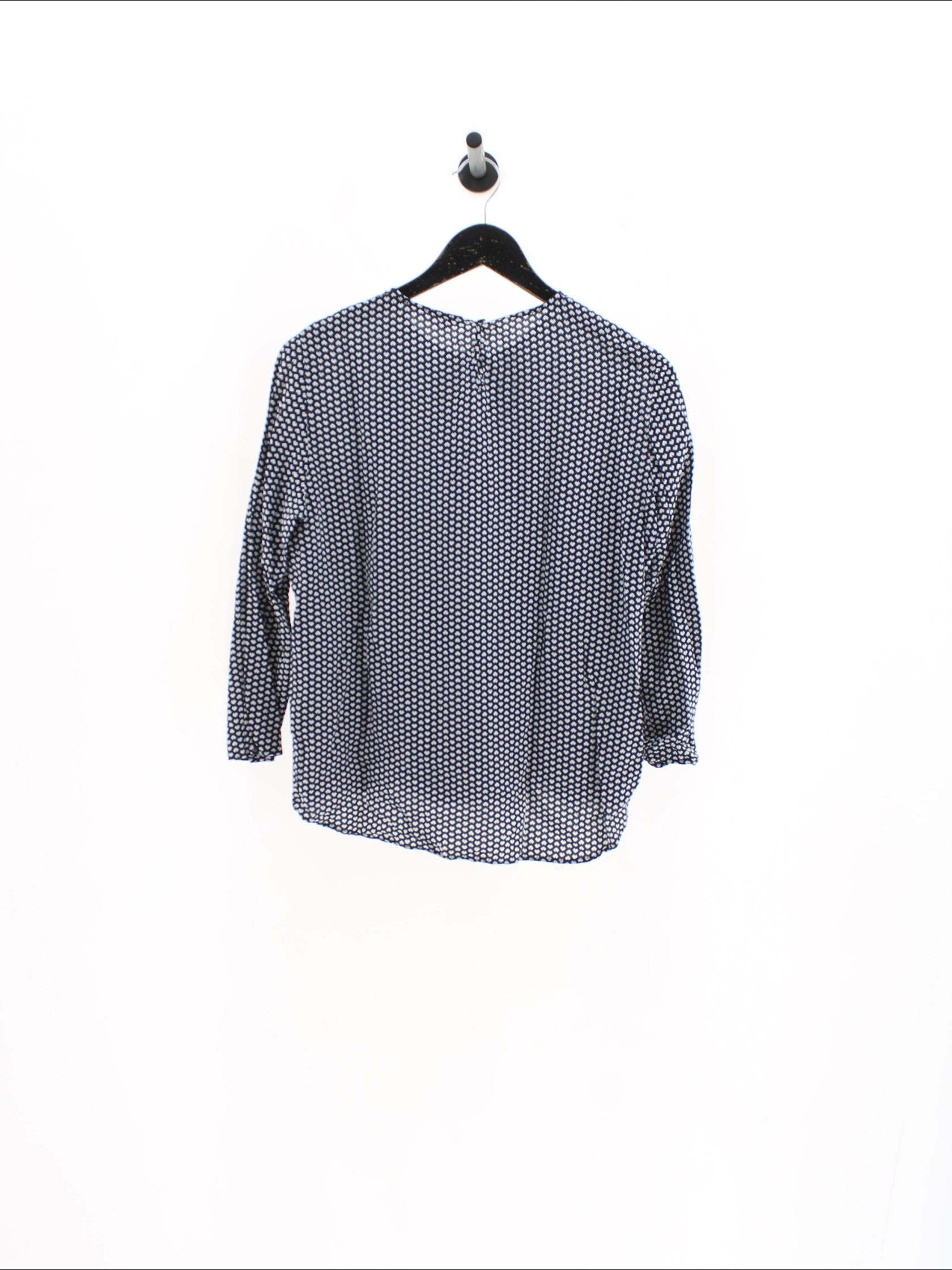 0c1b074ed2352ecae12dc538fa671a5e