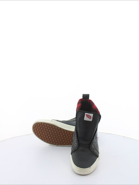 de118f7c738e2aa2c6e1b9a3f255011a