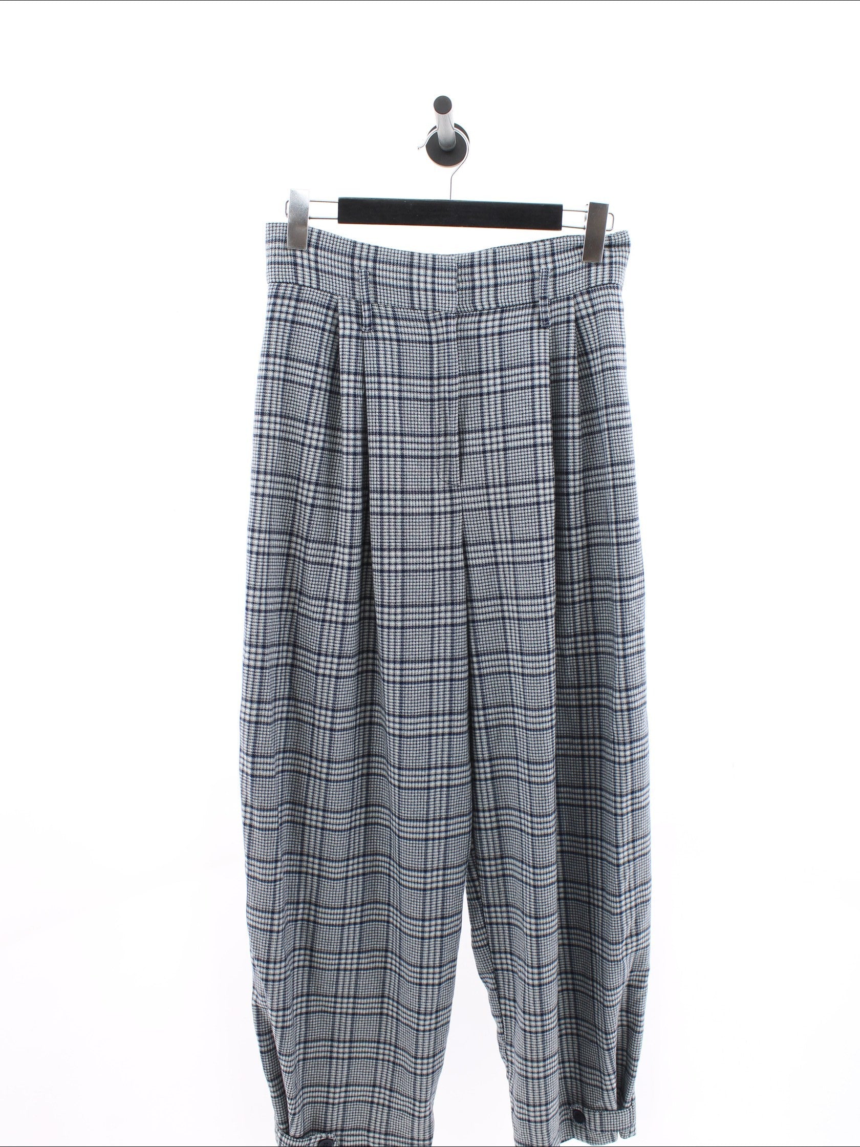 870a08896e3b2f81aba607e6614999aa