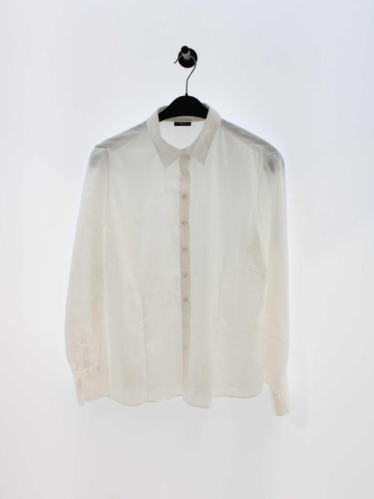 860f57133afd5ee9287c9fe40738bd23