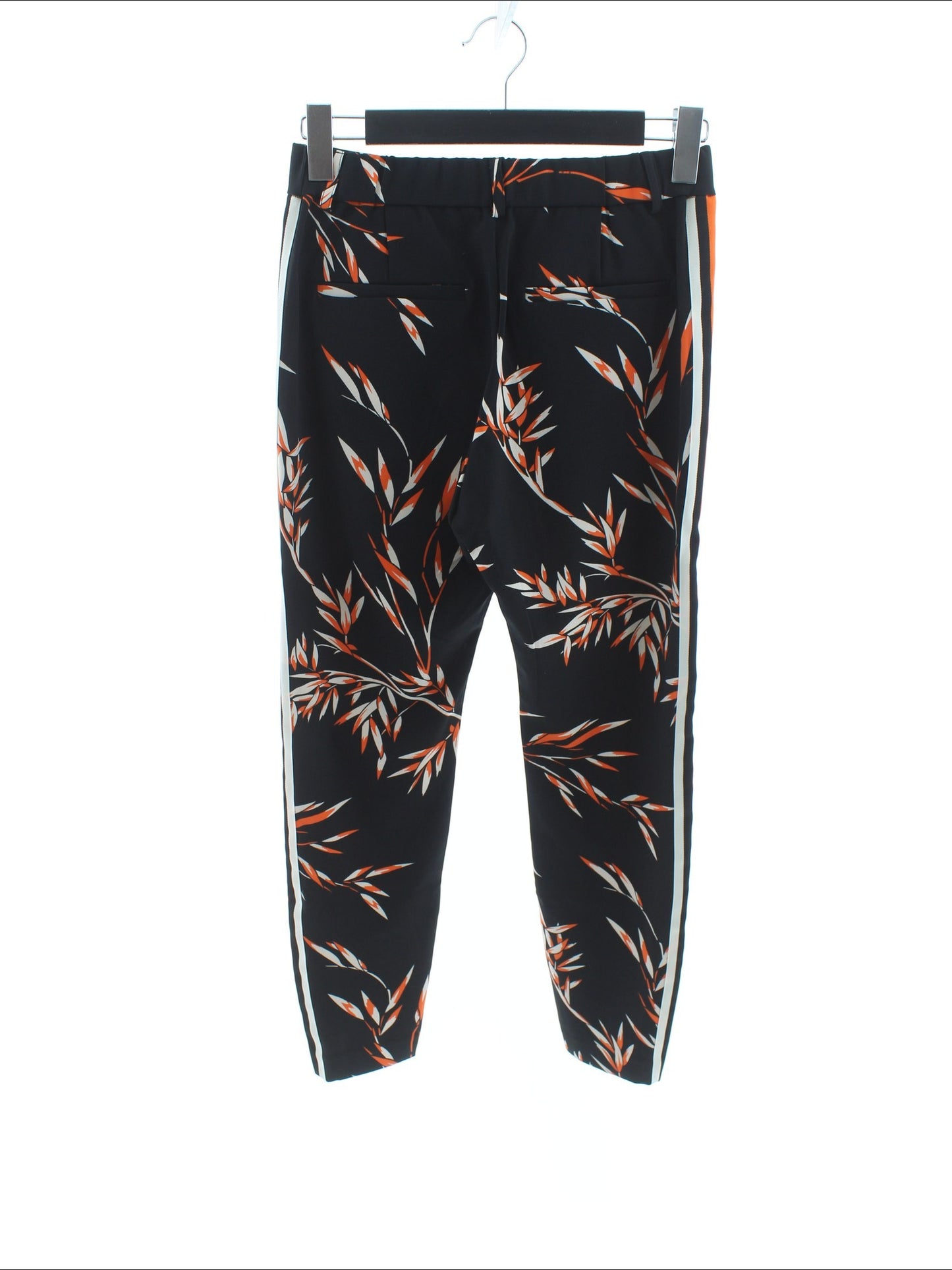 Spodnie Casual IN WEAR Rozmiar: 32