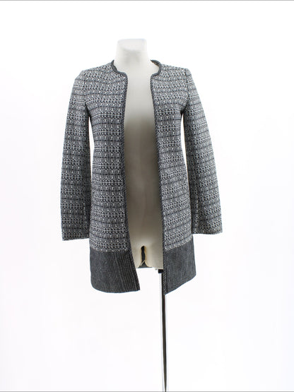 b9edd7582817566513035ac1f18a27b4