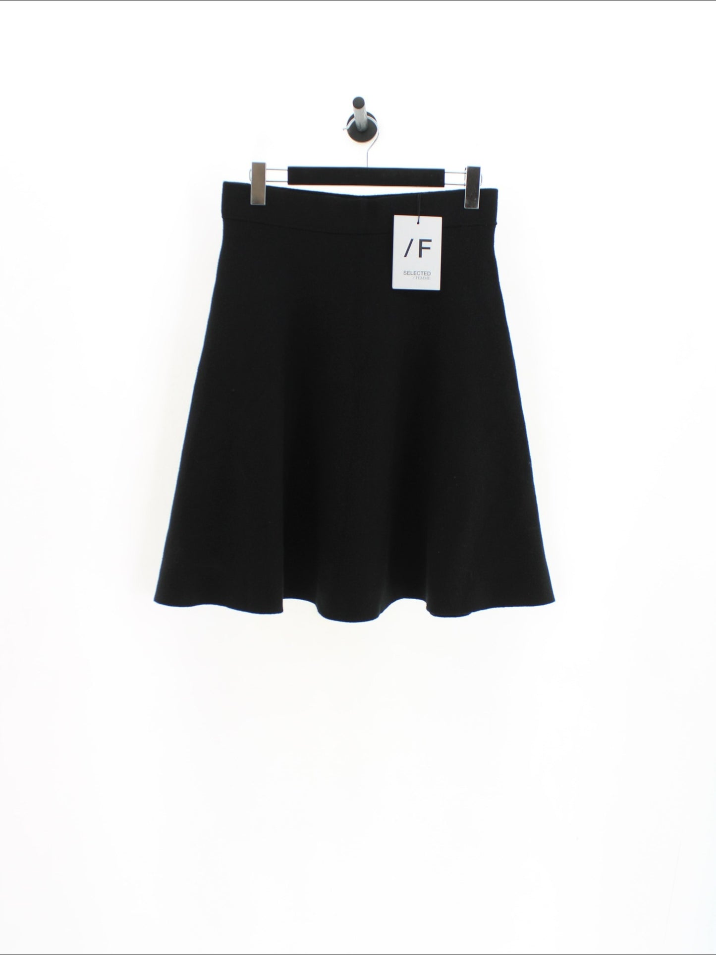 c03a9a43cd7596556d199a3b18e70bf3