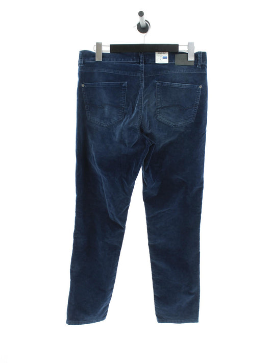 dc421bfa68c6b83fbcdfbfa26177d4c9