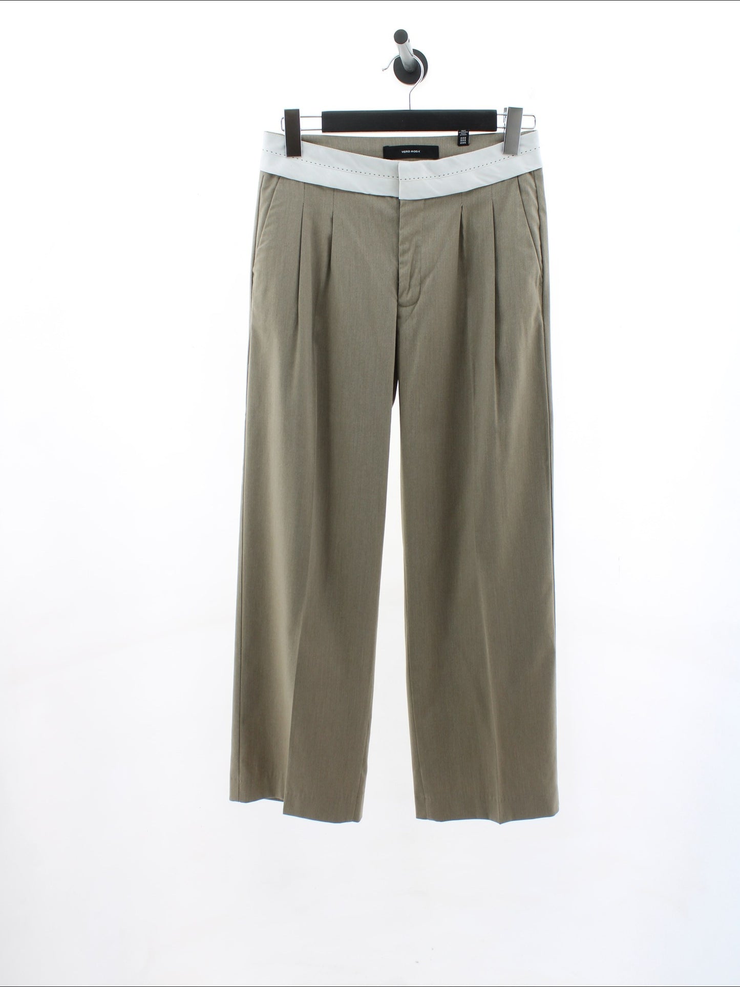 912680b0bfa6111f1264f300bb6b3684