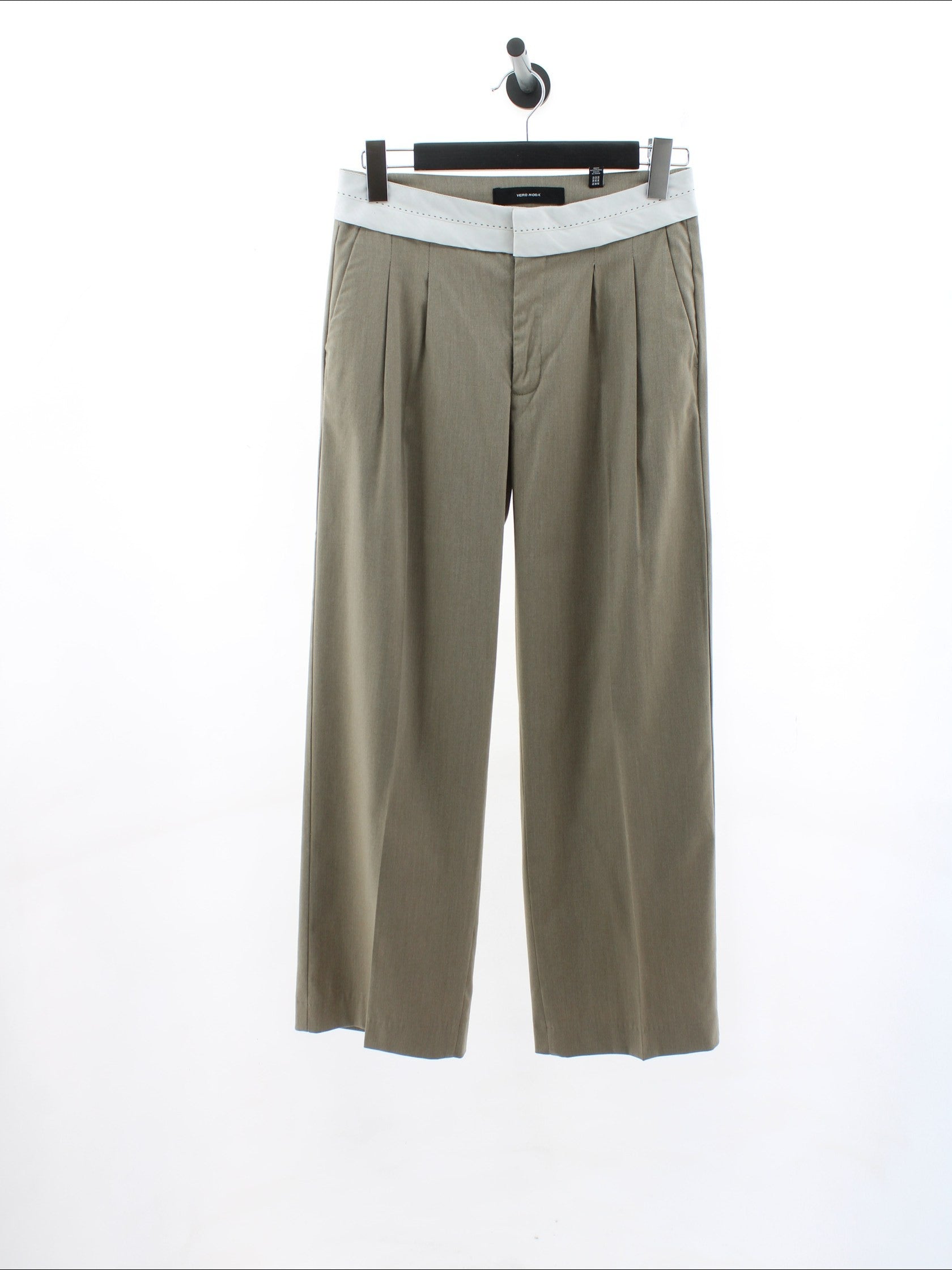 912680b0bfa6111f1264f300bb6b3684