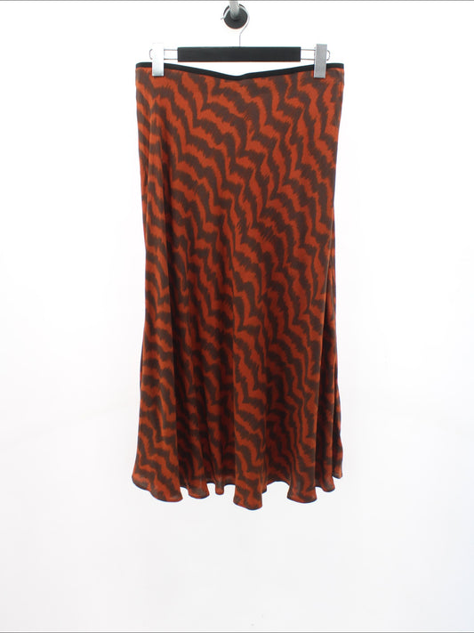 51e97a6ef18f68104765db5705896f6a