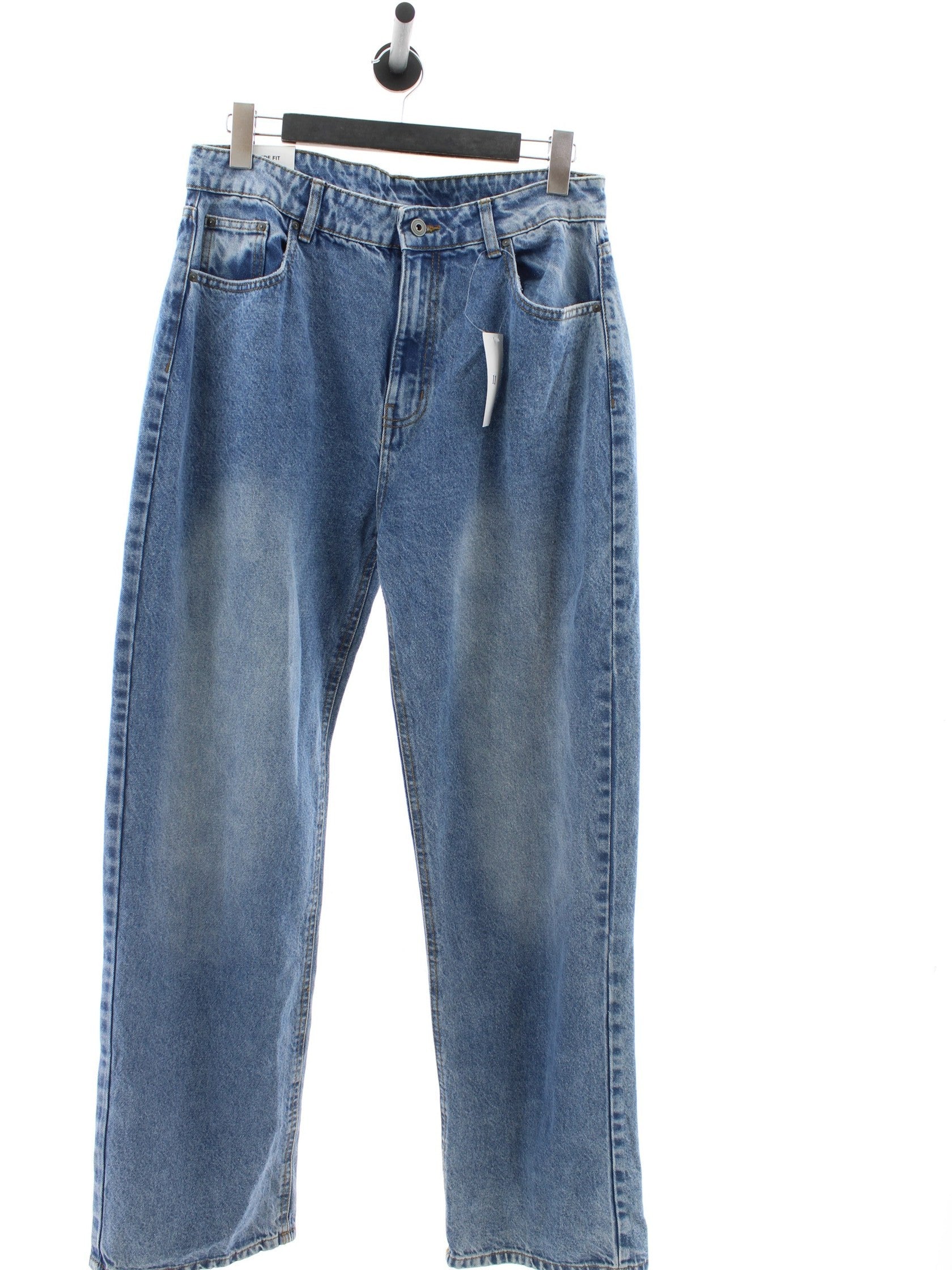 4547532c84df65f56678215d5c3f111d