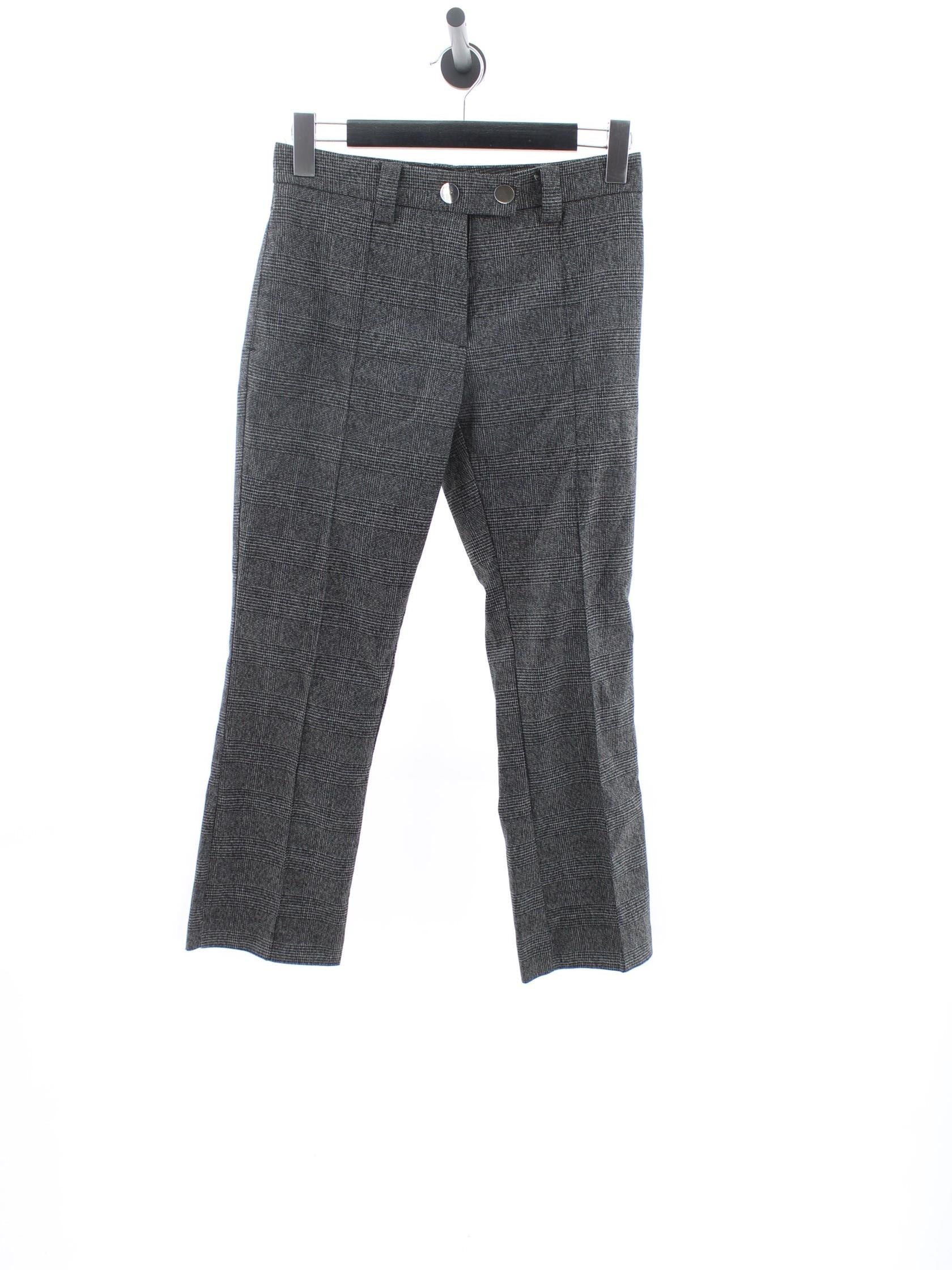 1ffb49421a5b2351c8481a55d6aa36e0