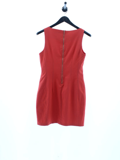 16883da00e2c027635368a4cf221e935