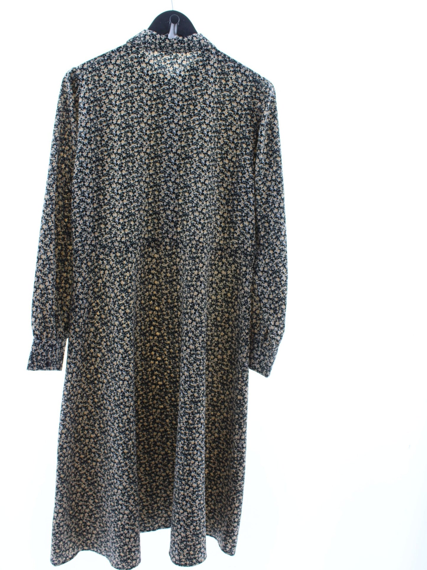 7222e6e48edc97208ae432e113700613