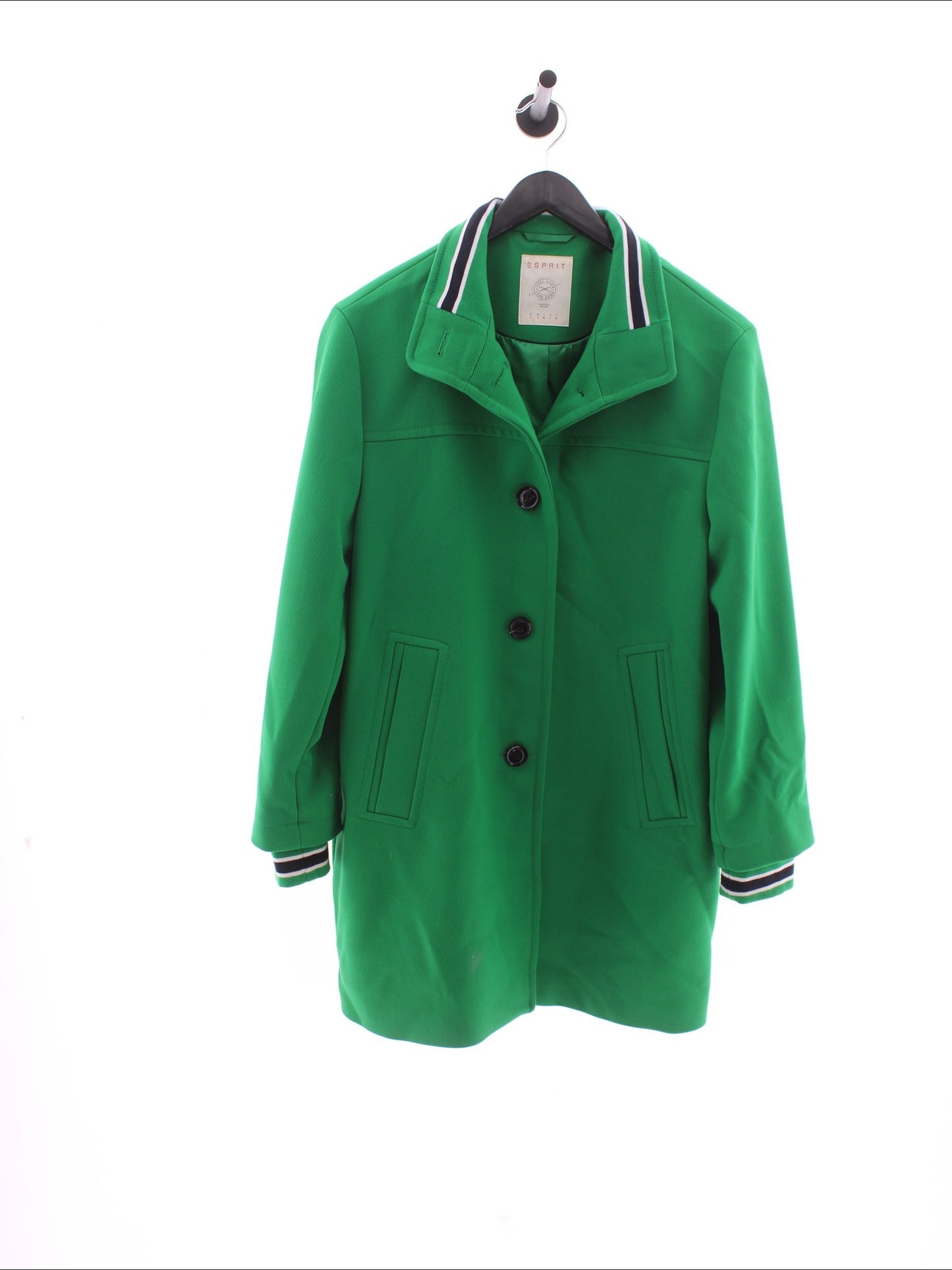 8110e935f5bef6eebda3c99aaf3d6452