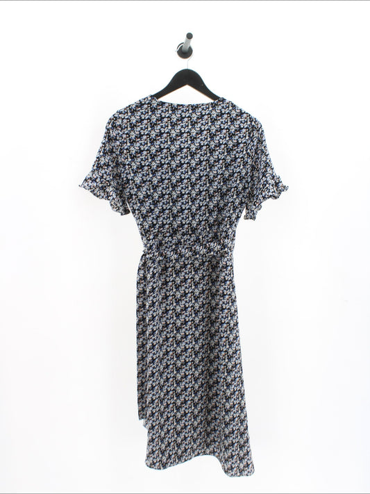 7f09bbdb19e4e0396c005f8fbb7e9125