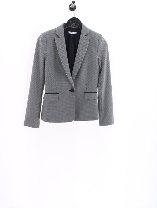 4a2103738af15a960bcd6b6ebfba5f85