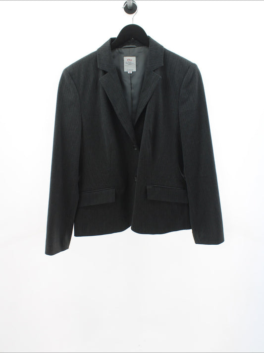 3e69037e30418fbe915df8eae94394f9