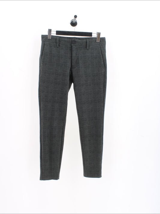 b633190354eb34400726e8fdad2eae7d