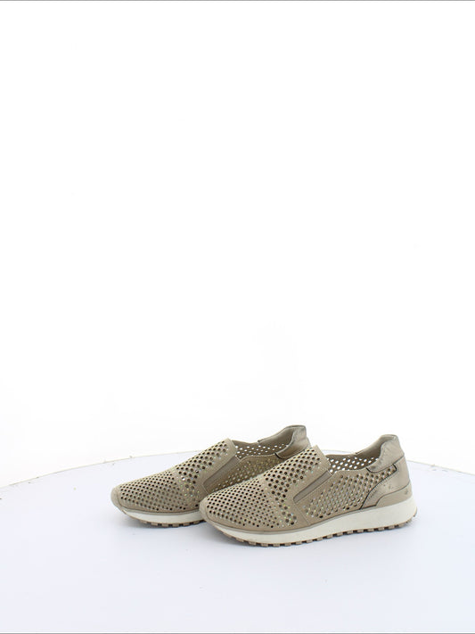 6332345643c755f96c2b63b855efc317