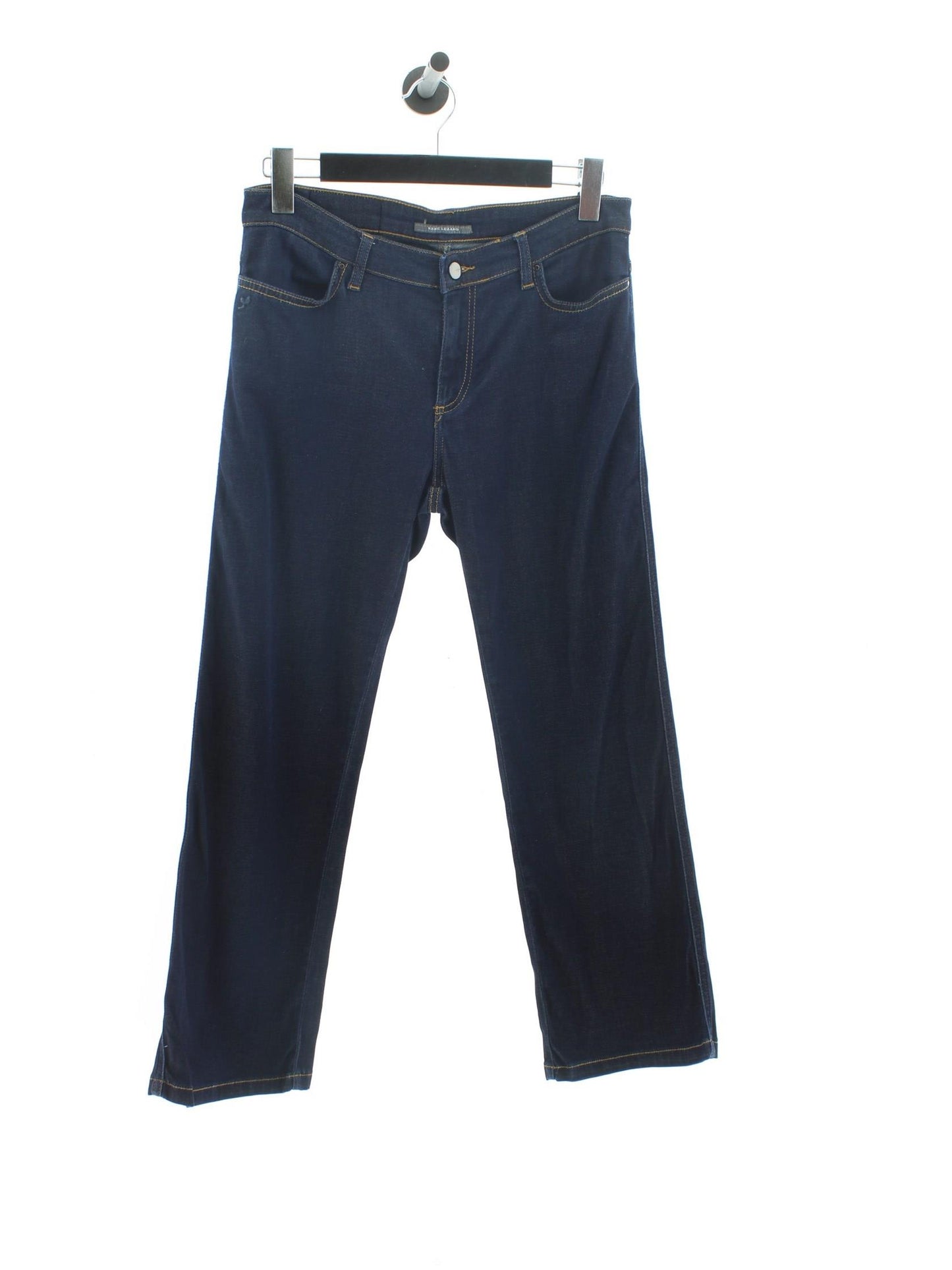 98880e9551e2402e8050249dfa827d61