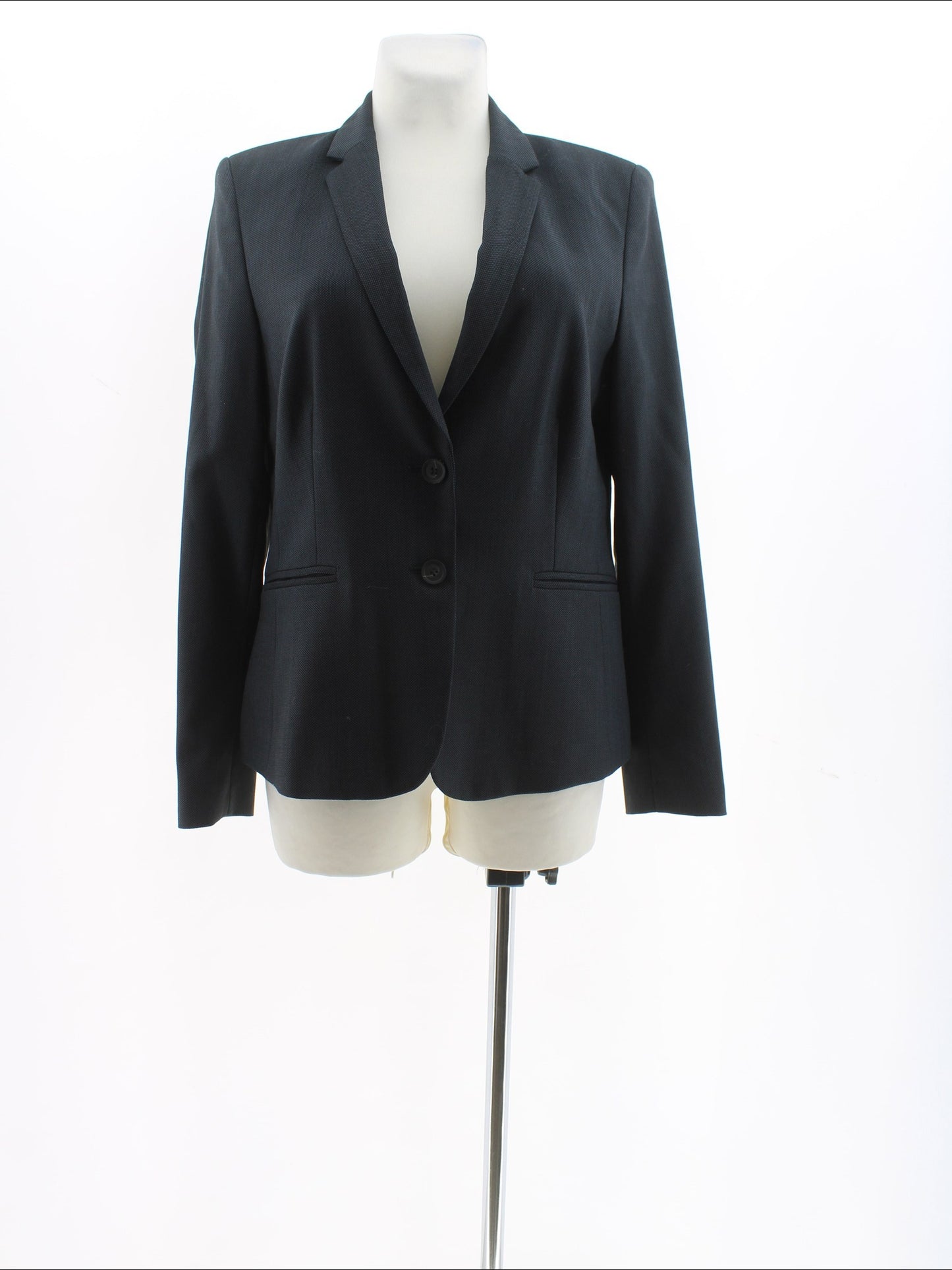 944ad74c568622d62f590ba41a28a6d8