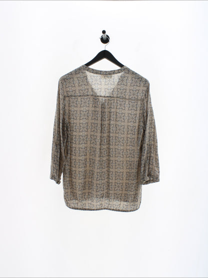 01169887d8d1929e1500b097b6b2479d