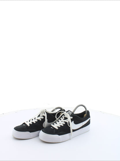 Trampki Nike Rozmiar: 38,5