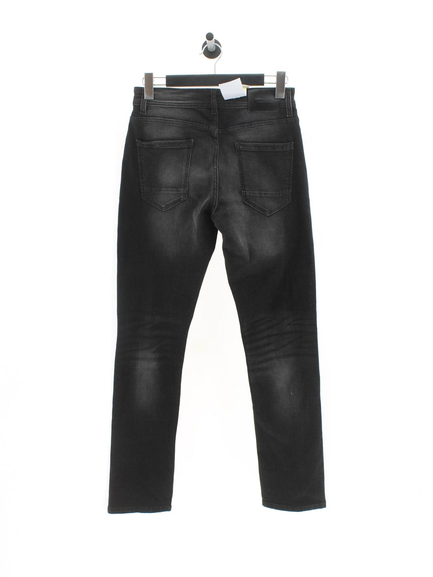 e50d7d879a850a43cbf586995388d10d