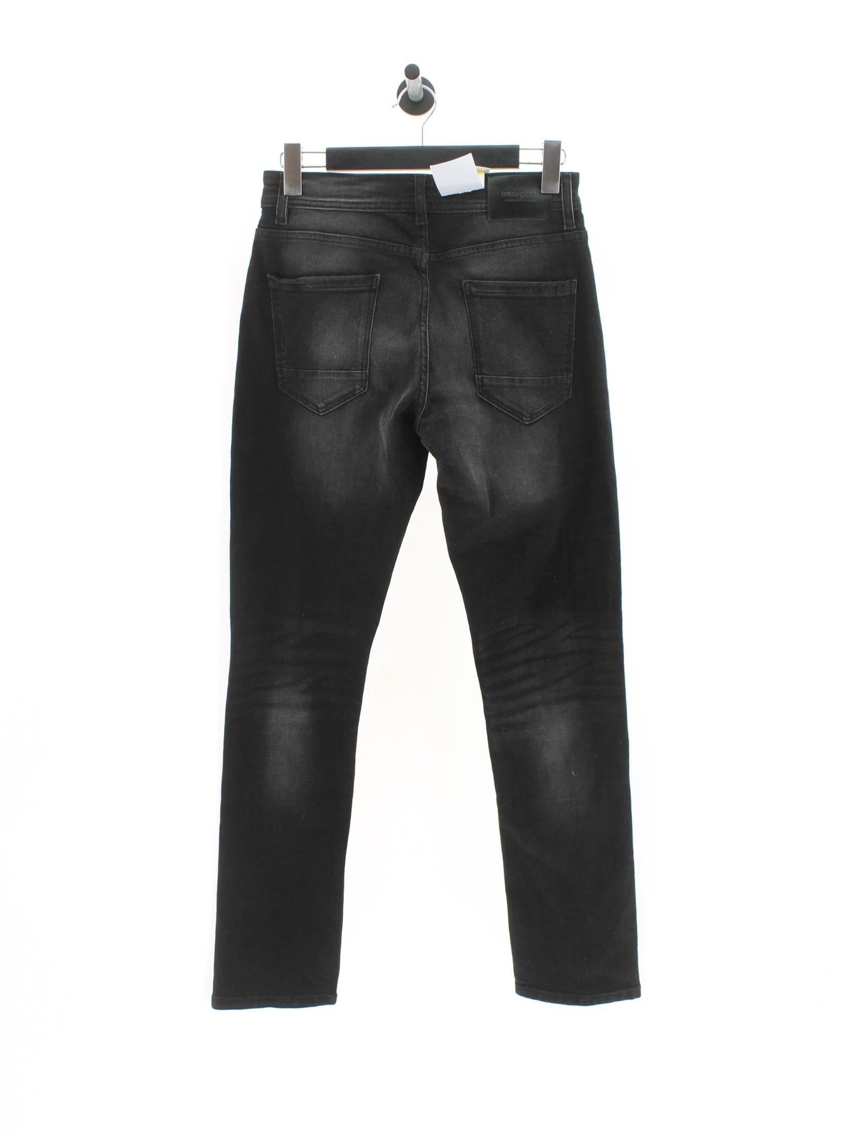 e50d7d879a850a43cbf586995388d10d