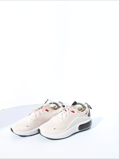 Buty Nike Rozmiar: 39