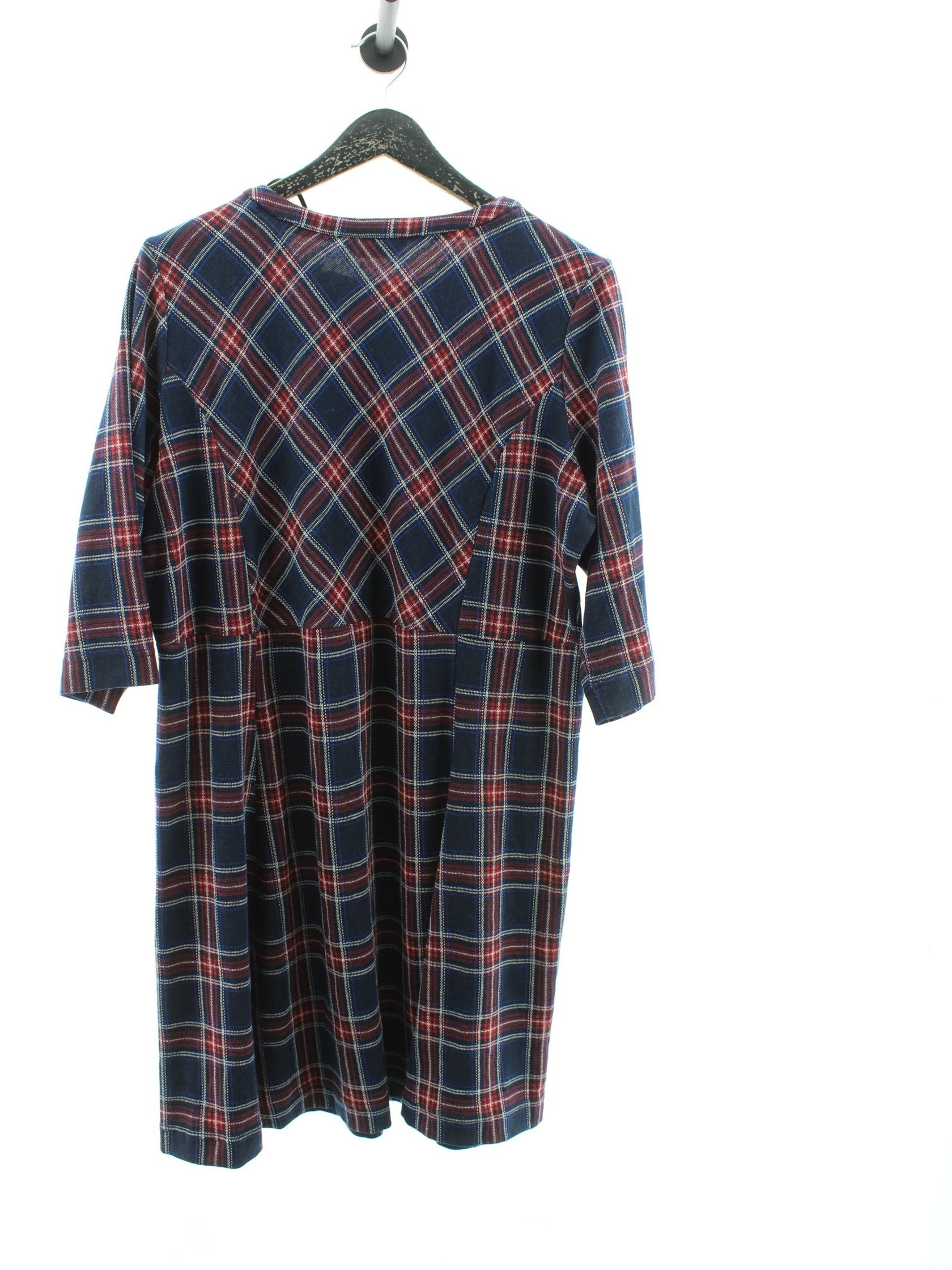 640f1bf3133abde82f2a98d69fdb0dc0