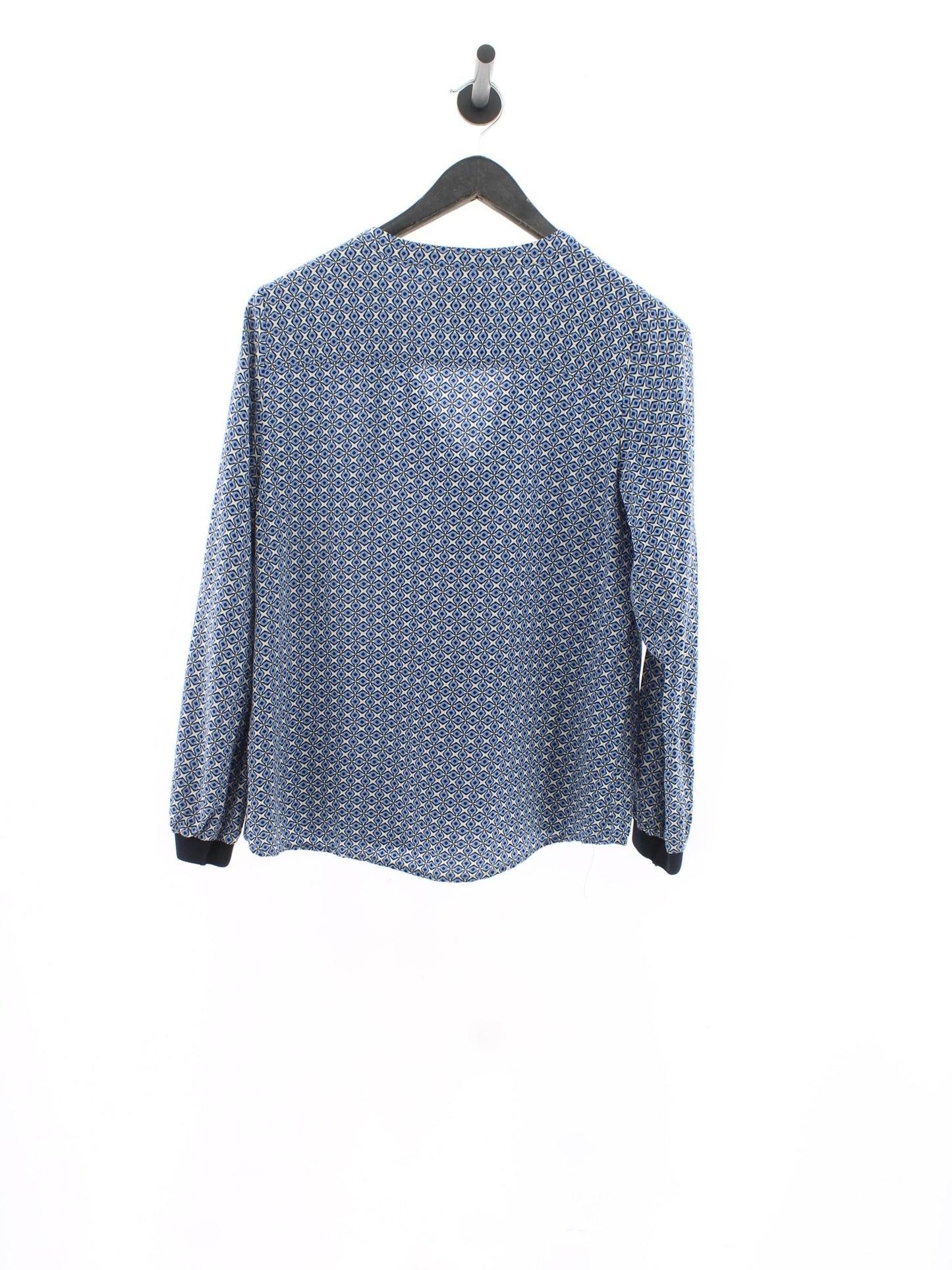 a2d18fa6f44604fd1de354c638edd122