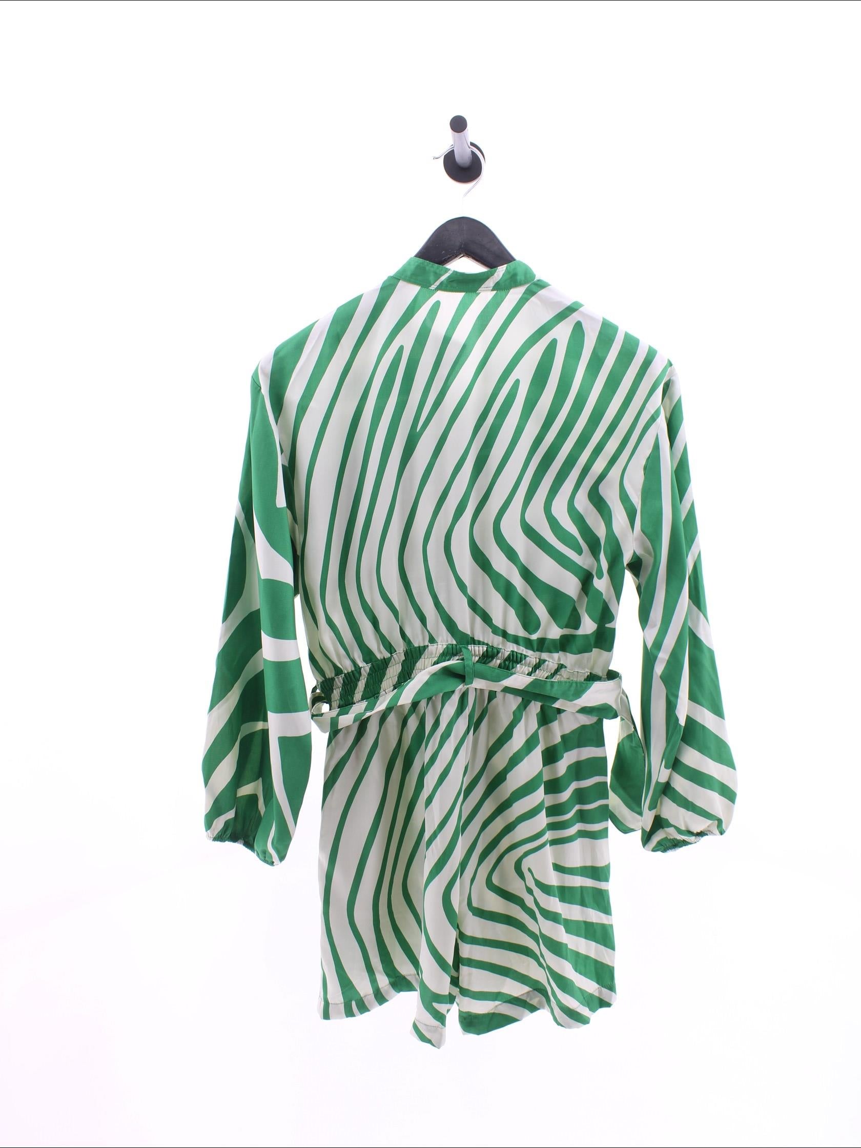 276f082131943b779f23a0b230d5bd64