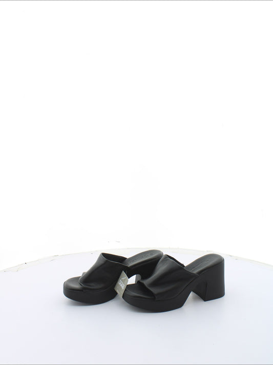 Buty na obcasie Tamaris Rozmiar: 37