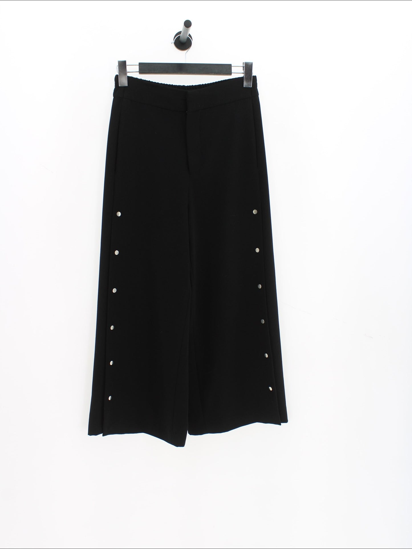 986b60987c171a56f08d1551539ee8de