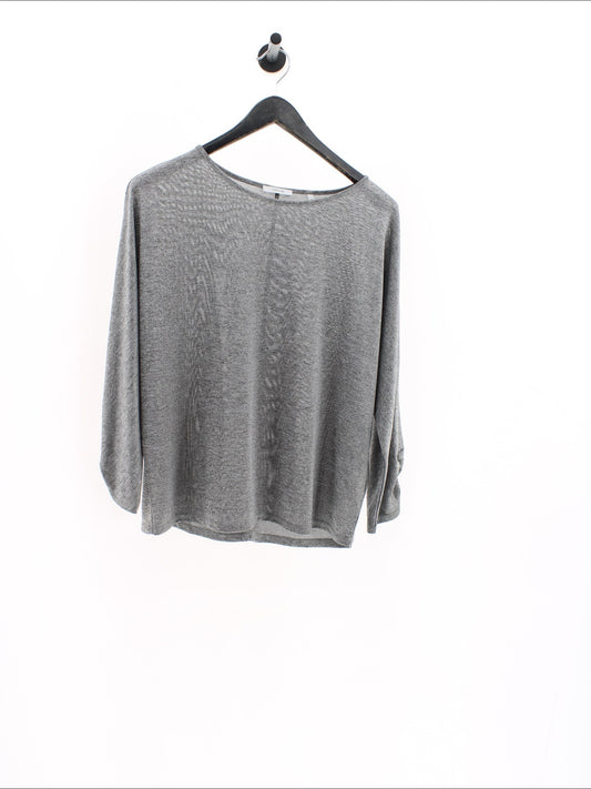 8d4c8f5f0a4283d30ab3d0dd2d958adf