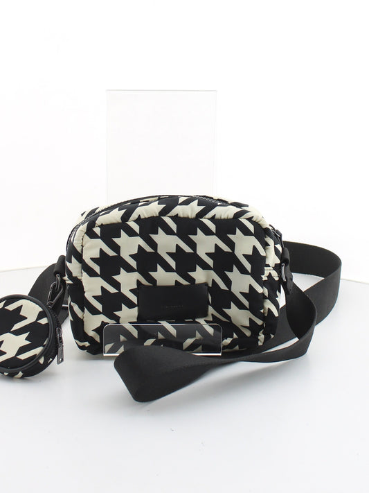 3ee4a72feac0f7f1c733df9a0ea846fb