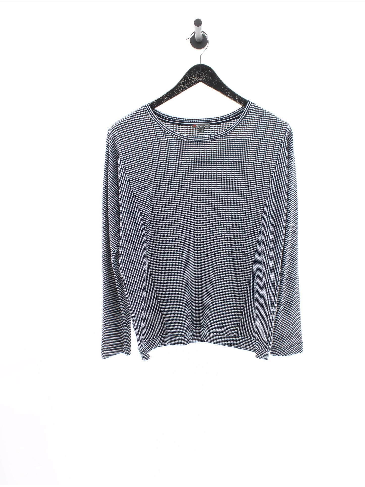 f9904f182cbd99e331ae63f9389a226f