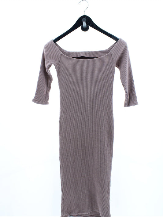 e88b68159635835f5a8ea4ec4e6adeea