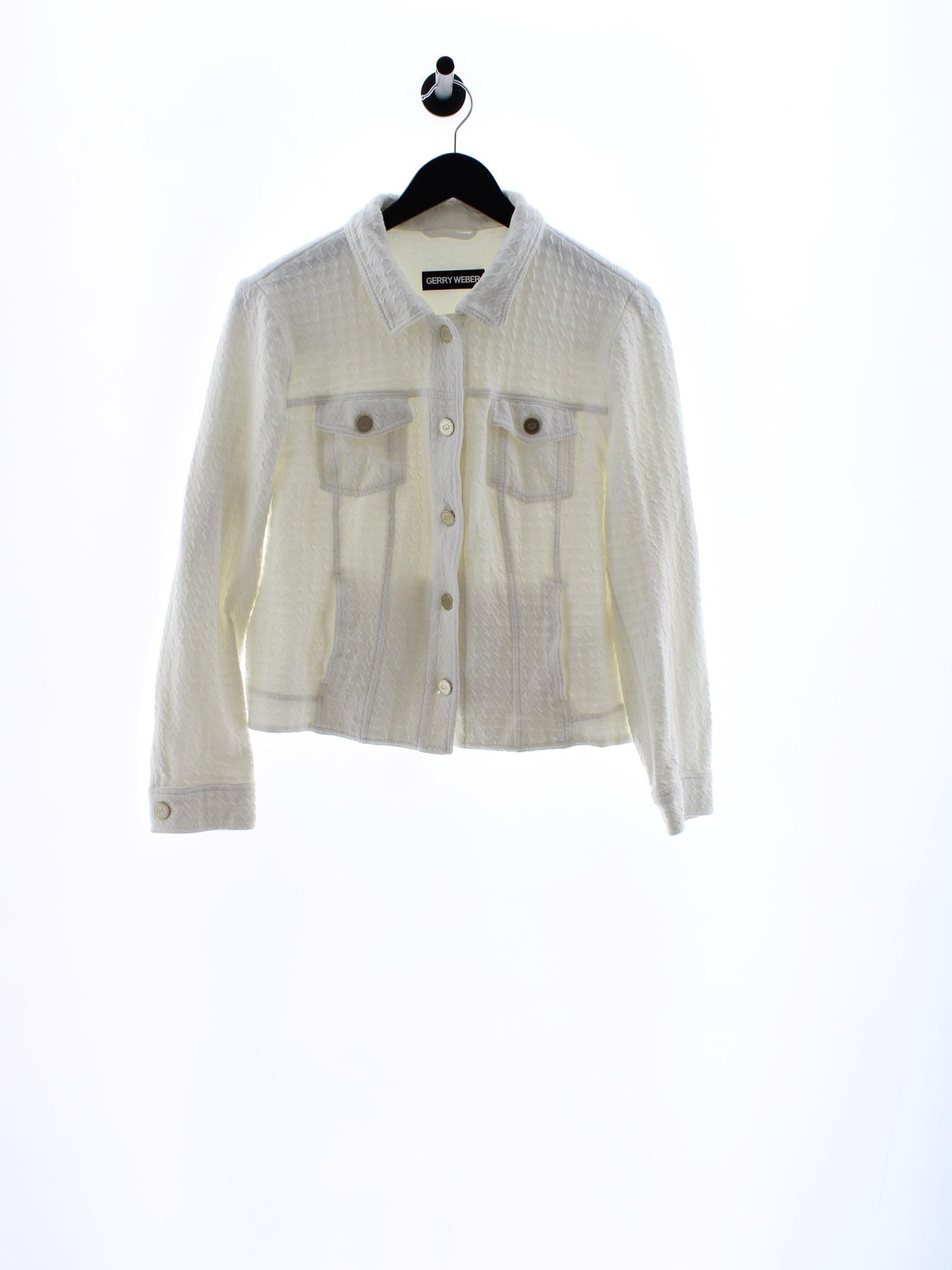 eb5a6ee6af90958412a6bfea40b4687e