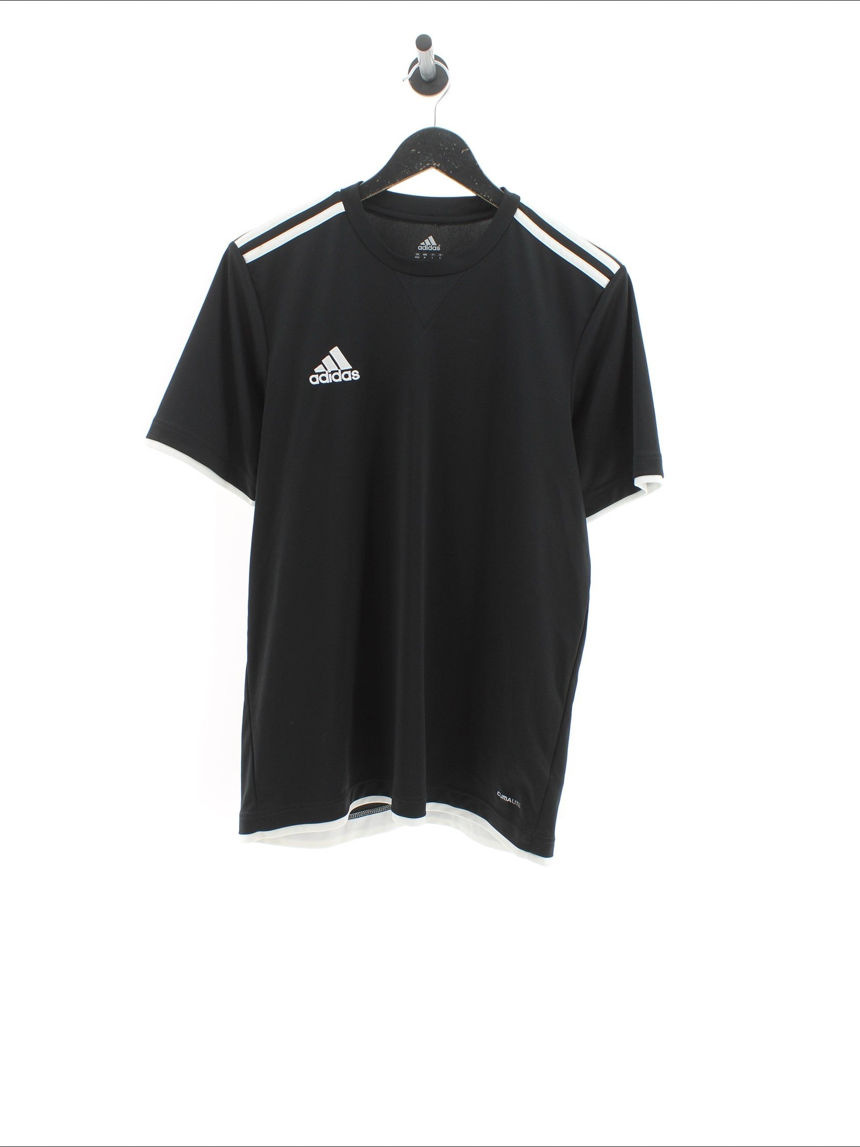 d437e8b36469c0a4f69df0ee465fb77f