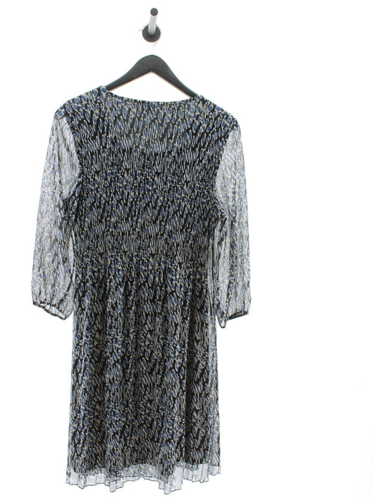 945aa72d430a465e7a72e3cd5d1a5c81