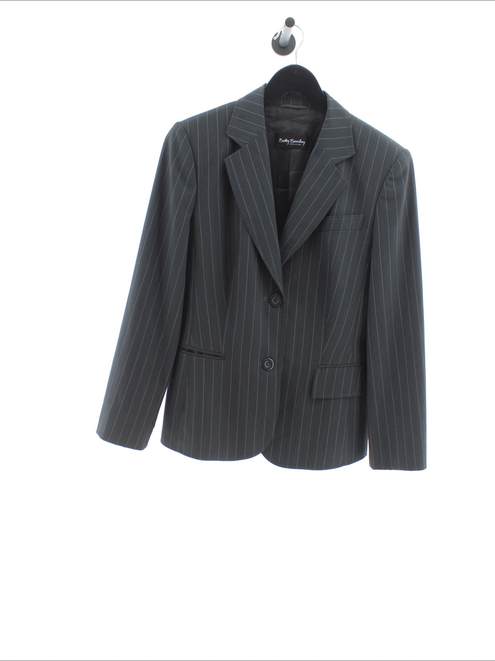 e9dfe686c3f040e64062663420a80e85