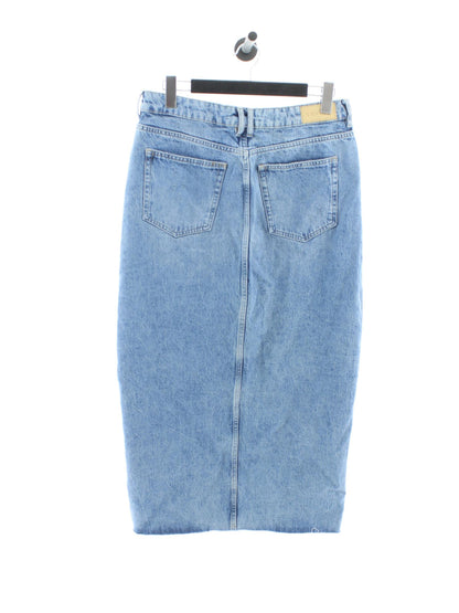 fcfce1bf384034853921c87c7833a035