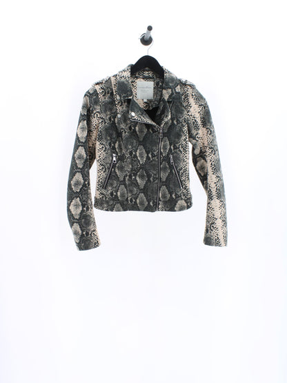 e9d0fe52735184bbc560018dfd540b3d