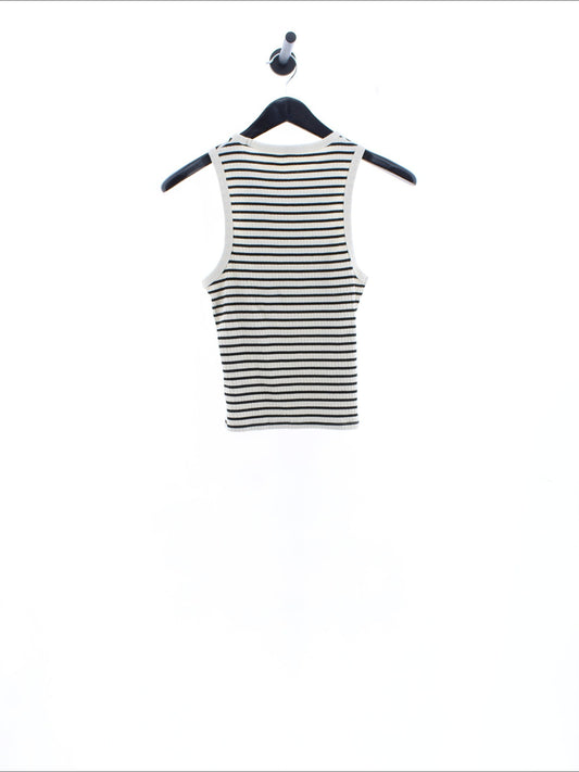 9ad5546b55589165aae0ecbf4f752d20